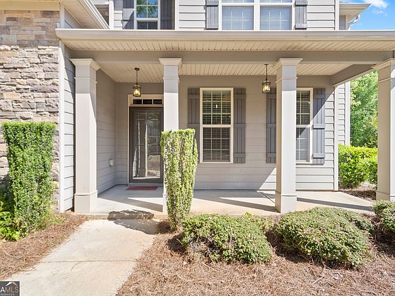 2nd image of 127 Austin Storey Cir