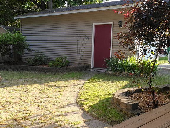 Side door to garage