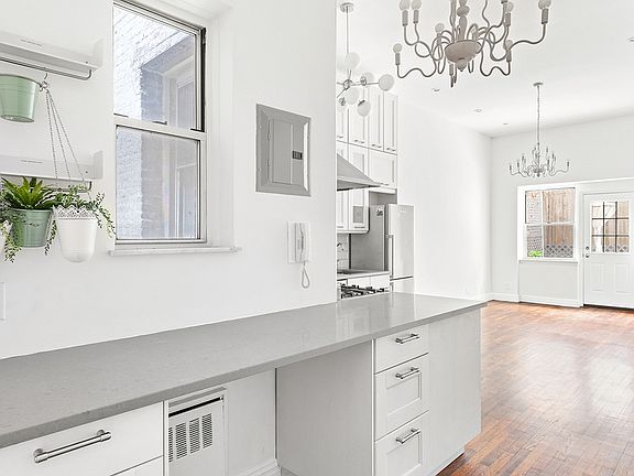 5th image of 421 W 57th St Front 1-D