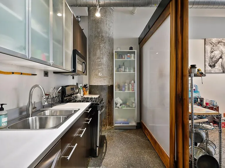 700 Washington Ave N #212 — Photo 8