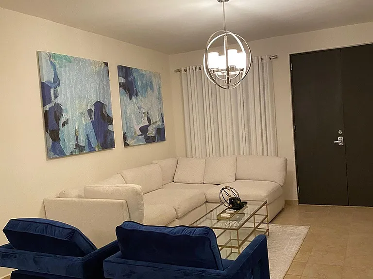 180 Palmas Dr #11E — Photo 3