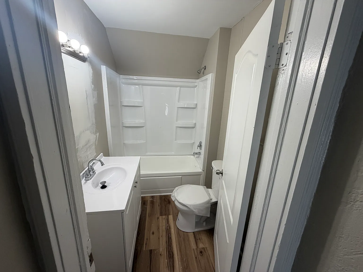 2 bed, 750 sqft, $1,385 — Photo 3