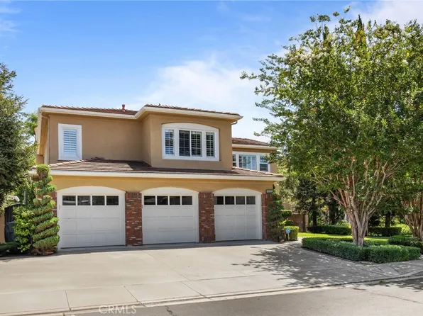 19292 Jasper Hill Rd, Trabuco Canyon, CA 92679
