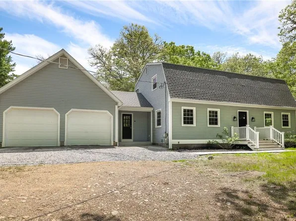 164 Klondike Rd, Charlestown, RI 02813