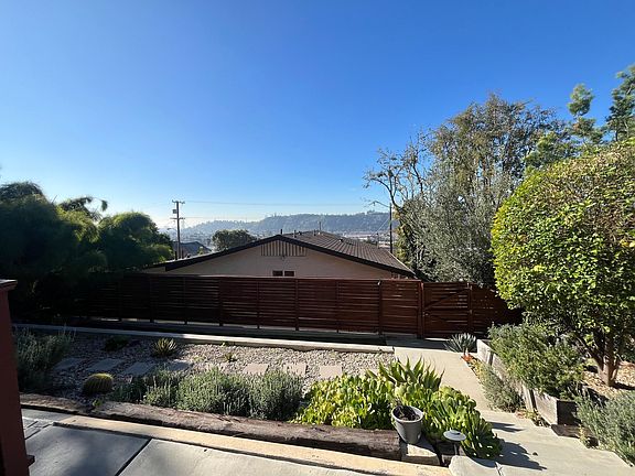 3rd image of 601 Isabel St #603