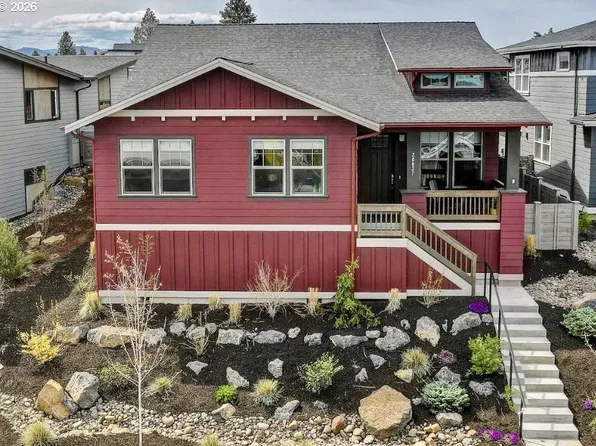 20637 SE Cougar Peak Dr, Bend, OR 97702