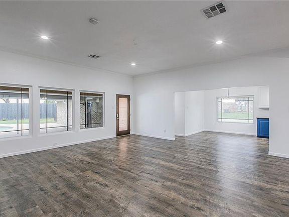 4th image of 9408 Pioneer Dr