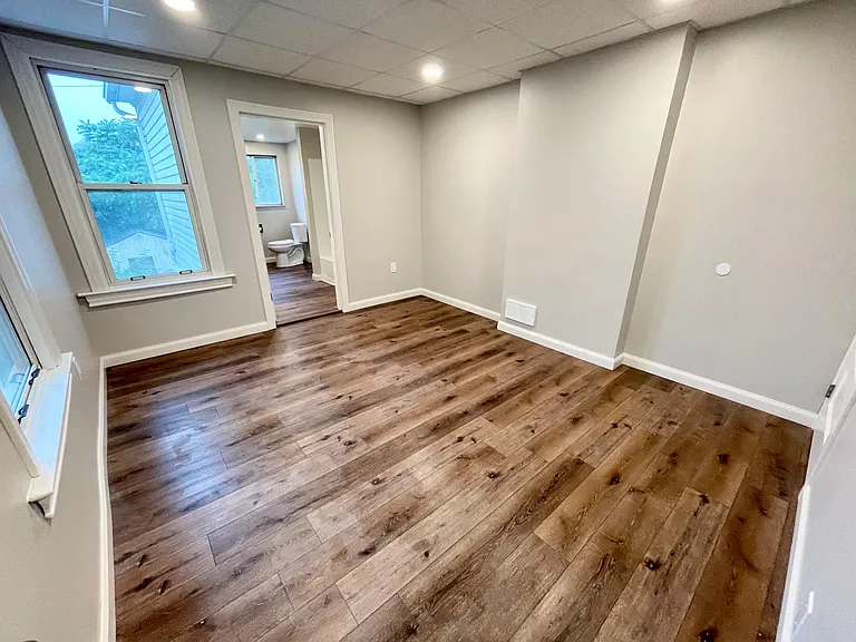 125 Hawthorne Ave — Photo 5