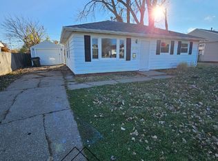 1011 18th St SW, Cedar Rapids, IA 52404
