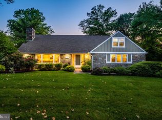 511 W Country Club Ln, Wallingford, PA 19086