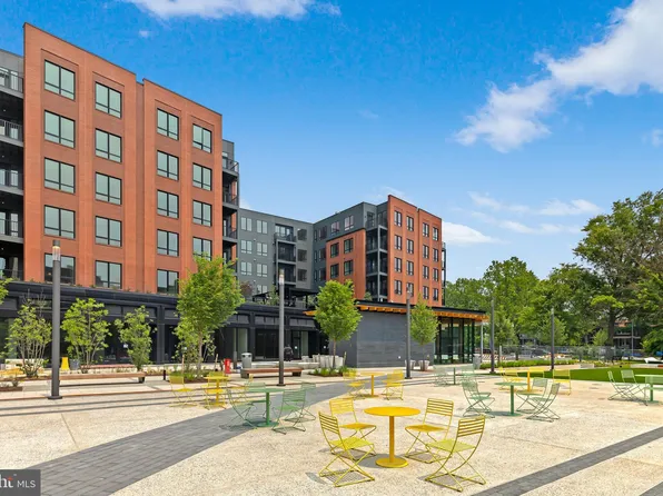 7175 12th St NW Unit 211, Washington, DC 20012