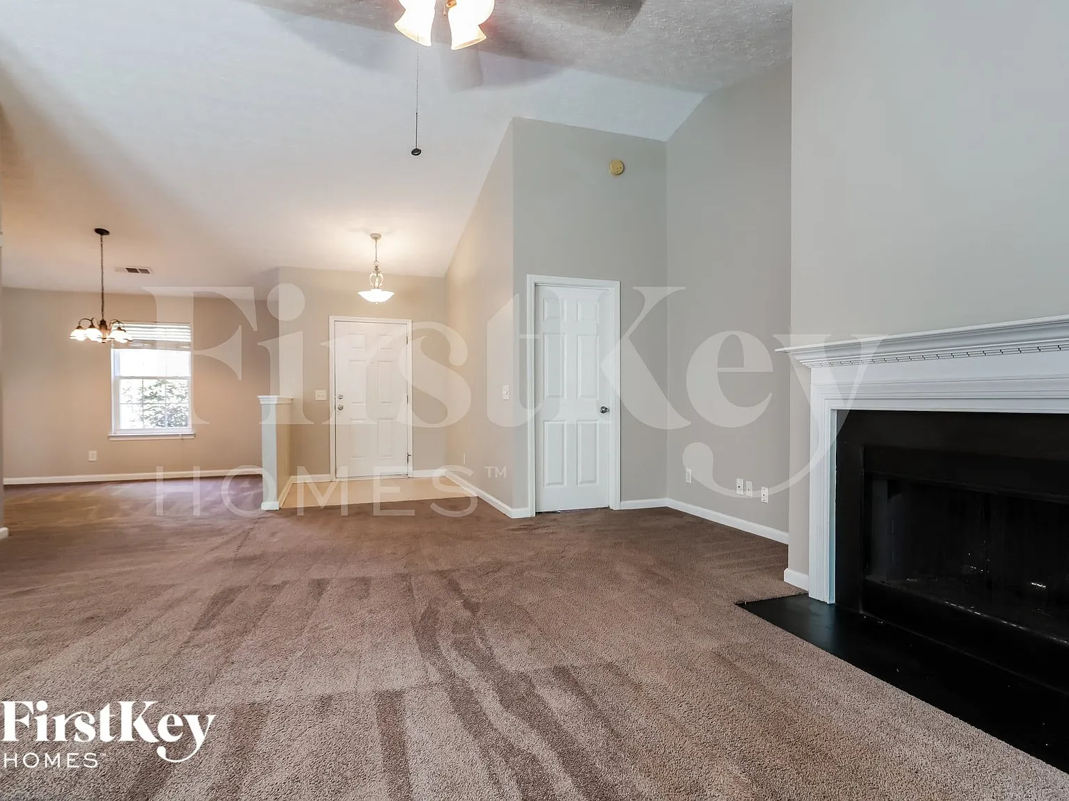 3 bed, 2.0 bath, 1681 sqft, $2,435 — Photo 3