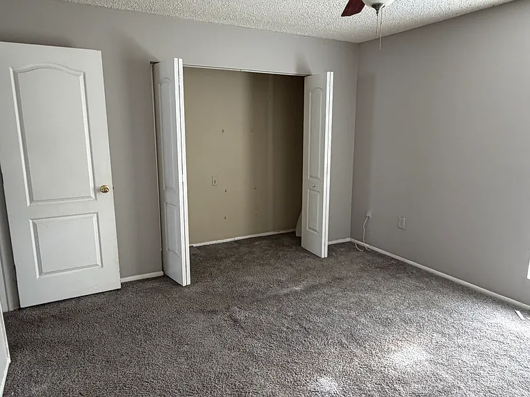 11807 Cypress Hill Cir — Photo 8