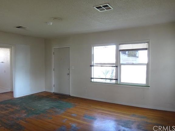 2nd image of 4120 Kenmore Dr N