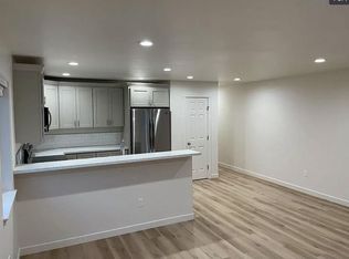 716-718 Schodde Ave, Burley, ID 83318