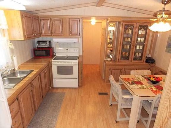 3rd image of 36339 Timberwood Dr
