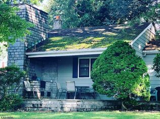 11 Red Maple Ave, Bloomfield, NJ 07003