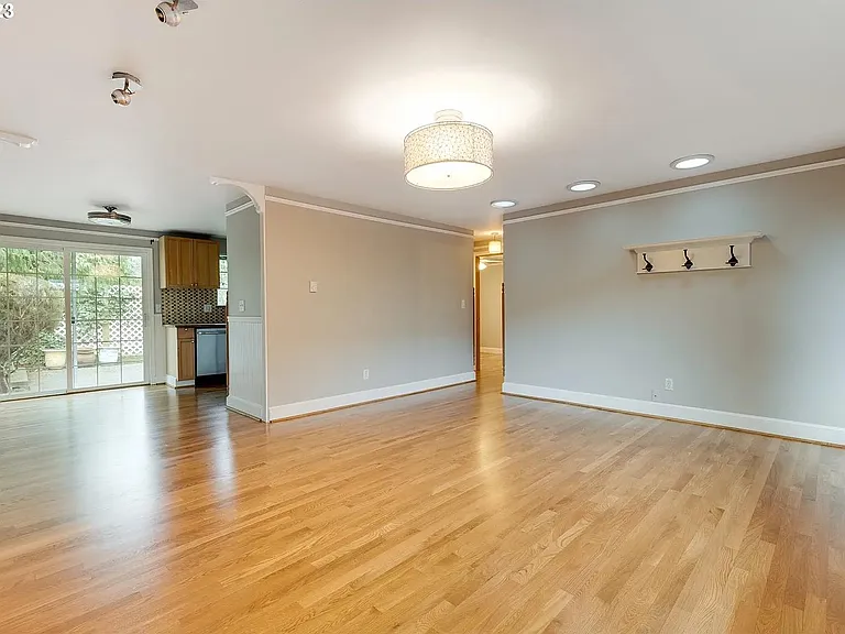 3304 SE 15th Ave — Photo 6