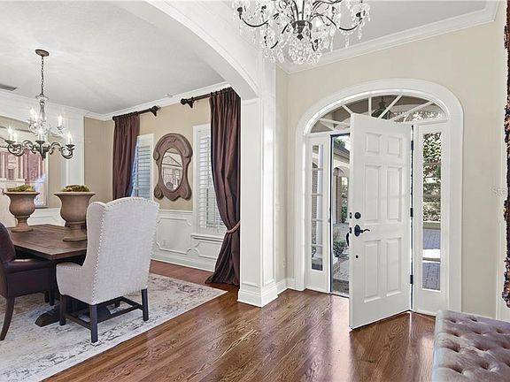 3rd image of 1437 Chapman Cir
