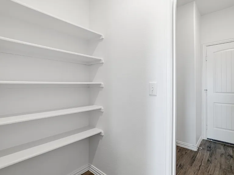 186 Cypress Point Dr — Photo 15