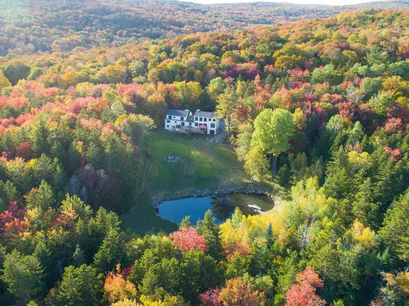 158 Valley View Road, Dover, VT 05356