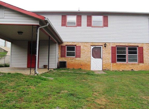 2nd image of 29 Cedarwood Ct