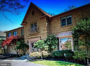 9713 Hall Rd, Potomac, MD 20854