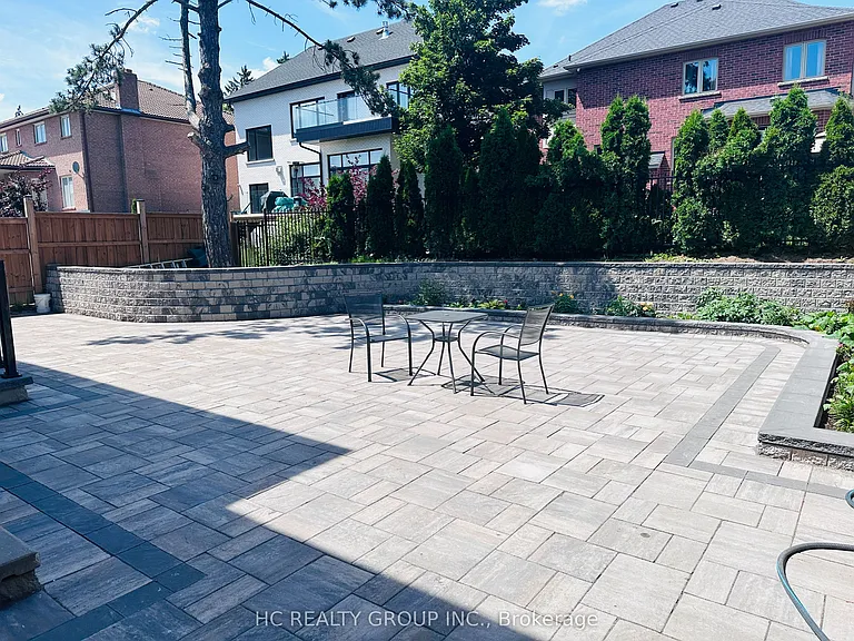 68 Marbrook St #B — Photo 12