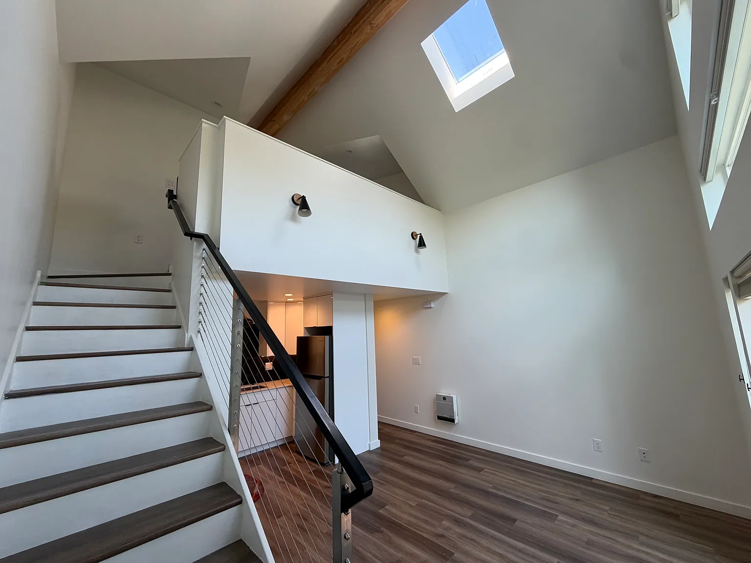 2 bed, 2.5 bath, 805 sqft, $3,000 — Photo 3