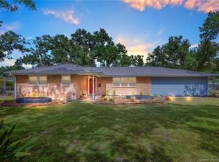 588 Jefferson Dr, Lake Charles, LA 70605