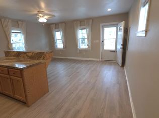 7 Homel Pl, Charleston, SC 29403