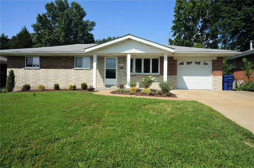 1113 Mary Candace Ln photo 1