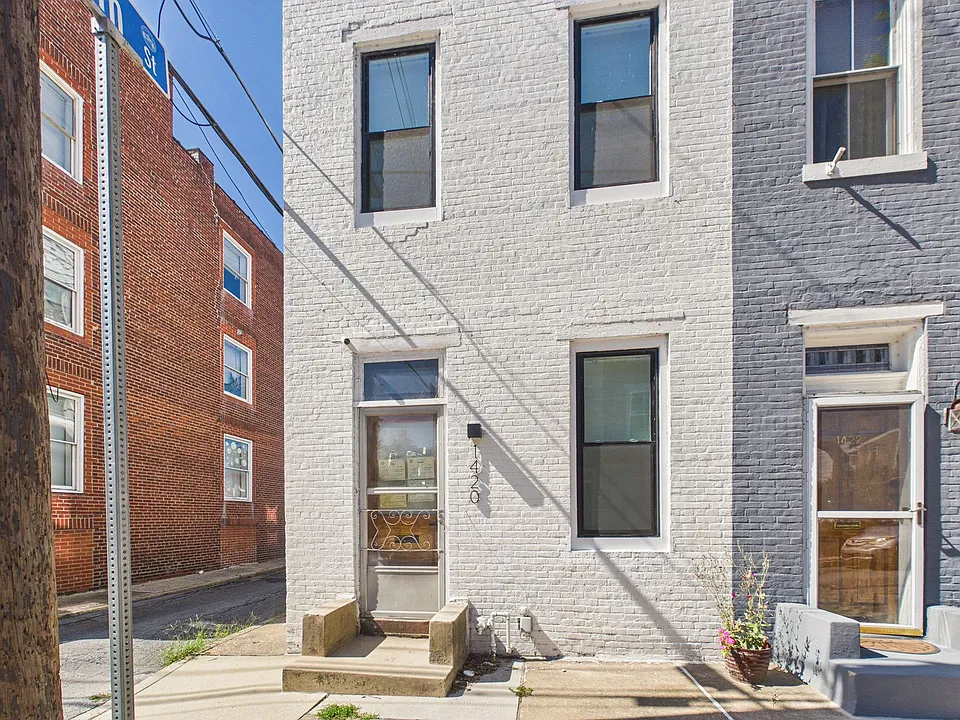1420 Penn St