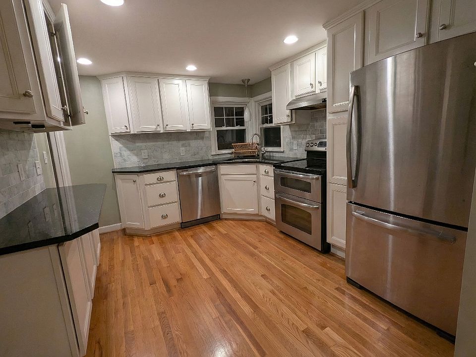 1st image of 12 James St