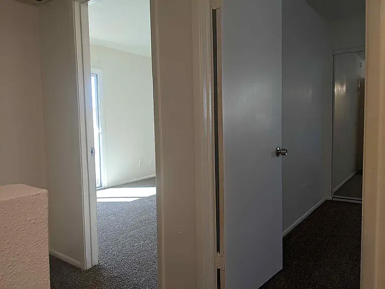 2654 N 43rd Ave #12C — Photo 7