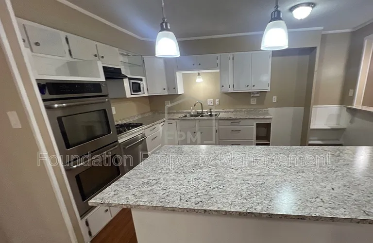 3656 Haughton Ln #2 — Photo 4