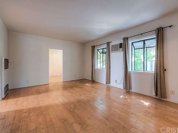 2nd image of 4712 Pennsylvania Ave