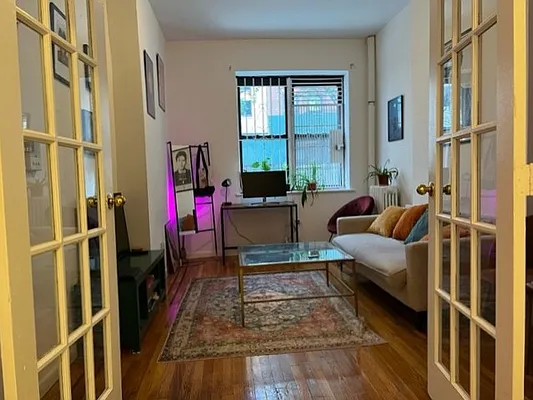 Rented by Roseann Lettieri Realty | media 10