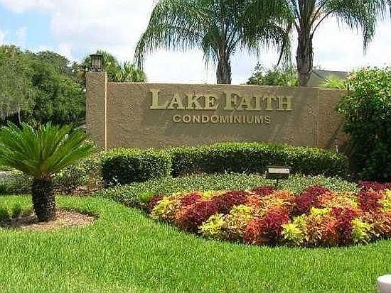 Entrance to the community