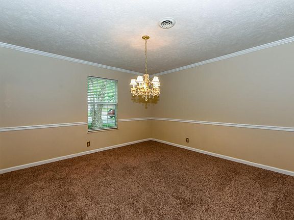 4th image of 1728 Summer Spring Blvd