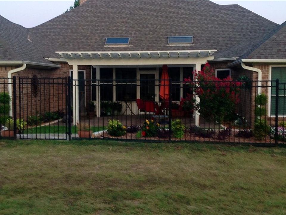 1st image of 11609 Pine Creek Ct