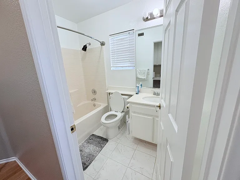 28048 Memory Ln — Photo 16
