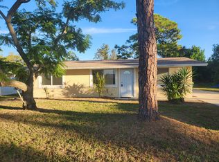 1570 Phillip Pl, Englewood, FL 34223