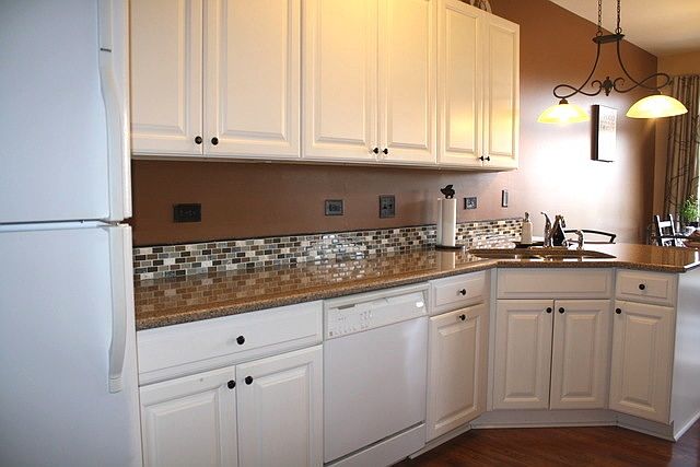 2nd image of 2154 W Adobe Dr