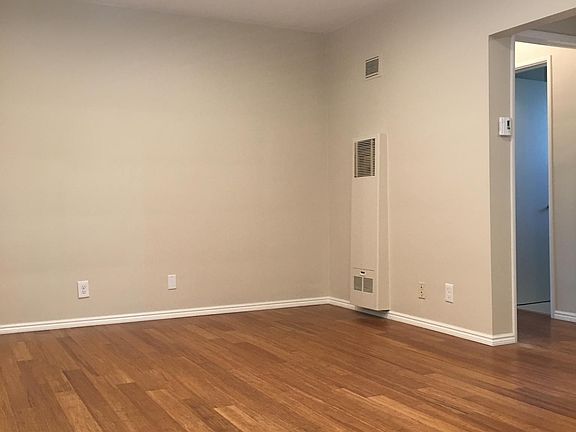 5th image of 13000 Valleyheart Dr APT 23