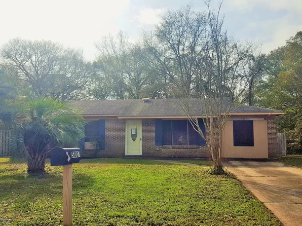 5007 Maid Marion Dr, Pascagoula, MS 39581