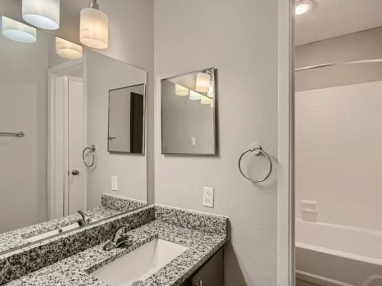 Villas At Waterchase — Photo 27