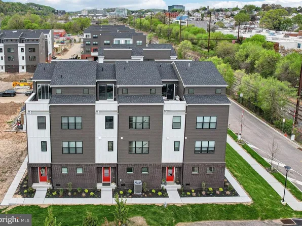 955 Riverplace Dr #55O, Conshohocken, PA 19428