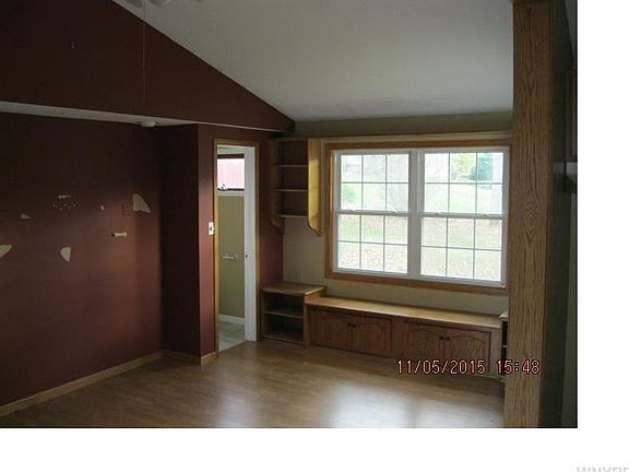 3rd image of 6742 Rollin Dr