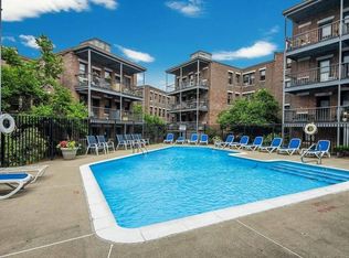 101 Lanark Rd #31, Brighton, MA 02135